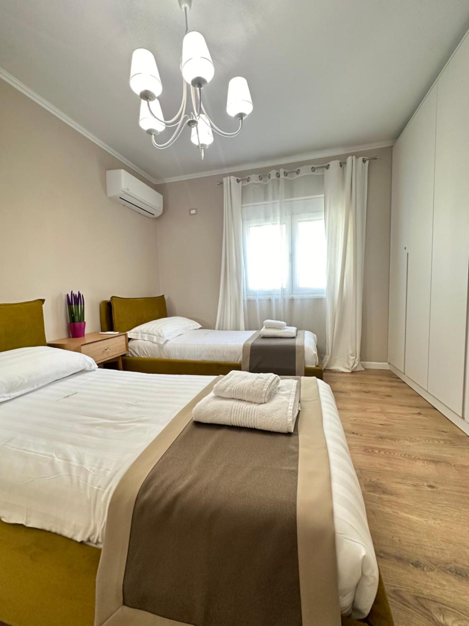 Eja Apartment 3 Tiranë Luaran gambar